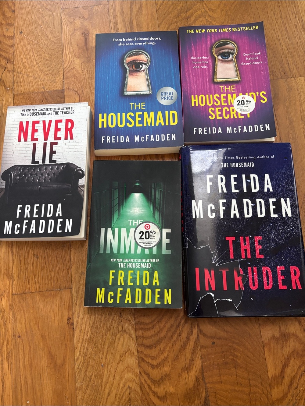 Freida McFadden book bundle